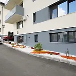 Diamond Aparthotel